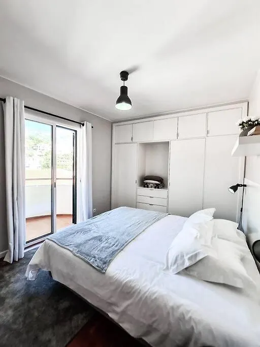 Santa Luzia\'S Pearl III -Two Bedroom Apartment contacts